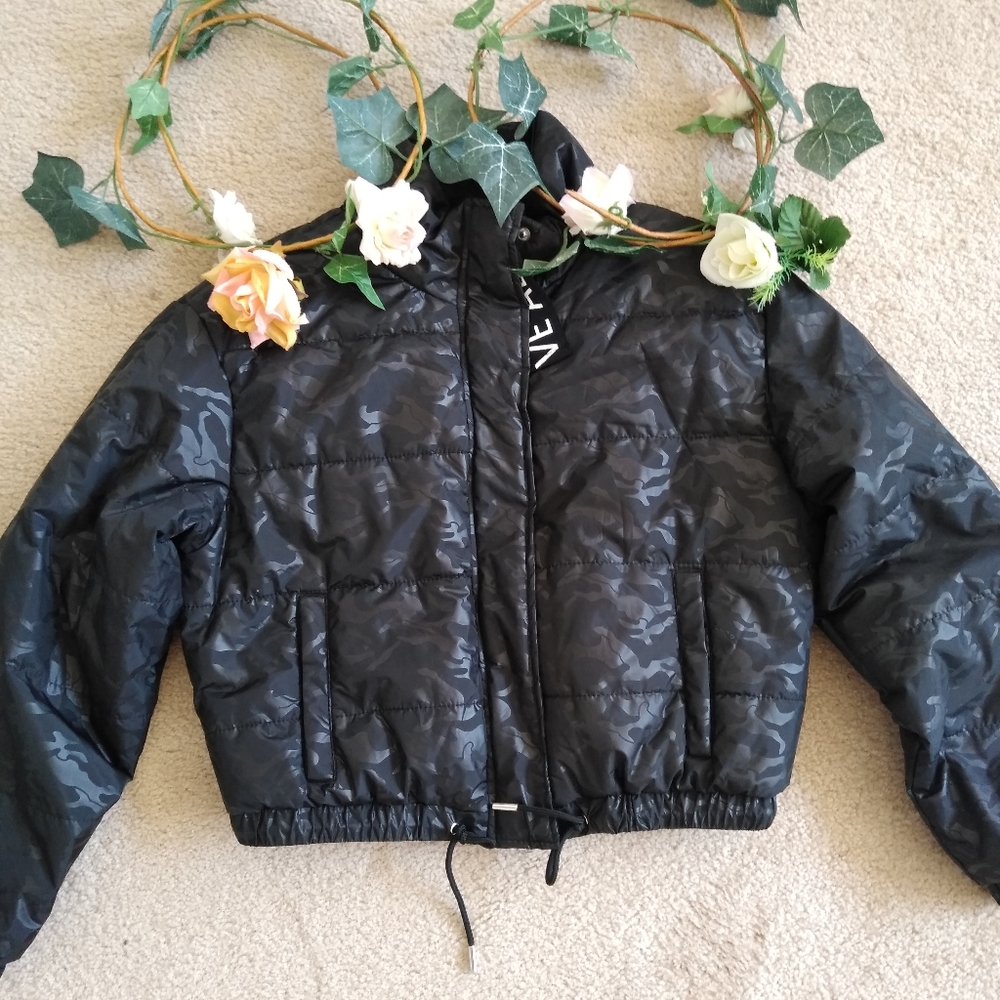 Cropped puffer Jacket